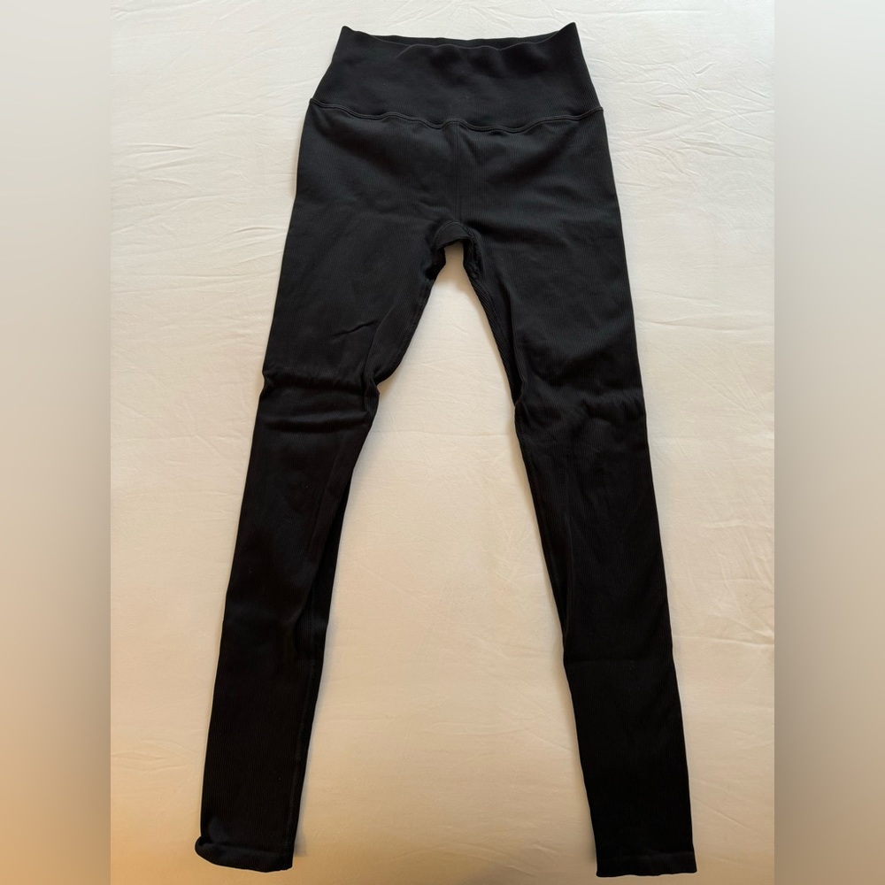 Alo Yoga Seamless High-Waist Ribbed Legging